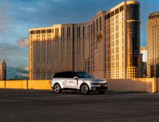 领克900登上春晚与义乌“青年发展型城市”的吸引力